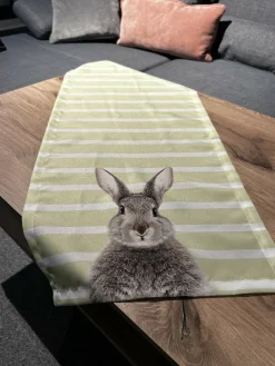 Chemin de table tête de lapin ROGER-Cosima Best