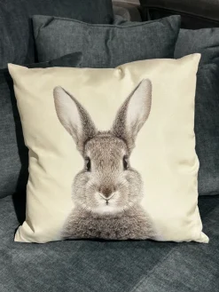 Coussin tête de lapin ROGER