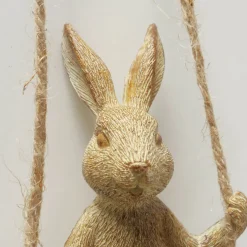 Décoration à suspendre lièvre sur balançoire HOPPI