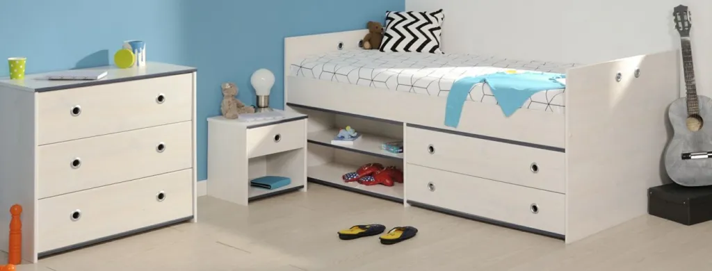 Lit avec chevet et commode SMOOZY 23a-Parisot