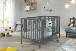 Lit de bébé UNIVERSAL