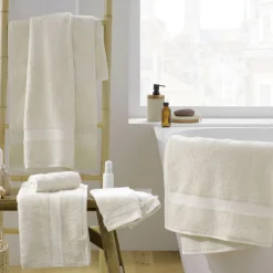 Serviette de douche UNI-U10 Outlet