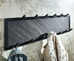 Vestiaire AGUAYTIA-Skyport Hot